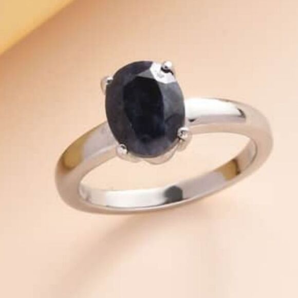 Midnight Sapphire Solitare Ring - Picture 6 of 14